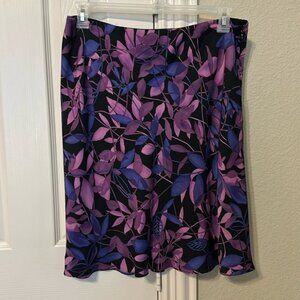 Ann Taylor LOFT 100% silk fully lined skirt - size 14. Excellent conditi…